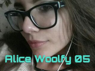 Alice_Woolfy_05