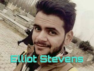 Elliot_Stevens