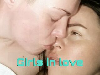 Girls_in_love