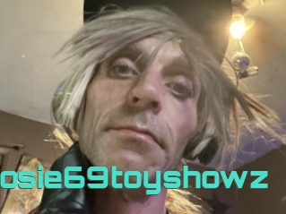 Josie69toyshowz