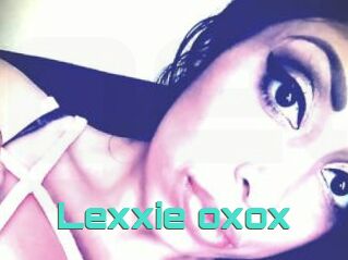Lexxie_oxox