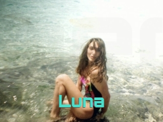 Luna_Taylor