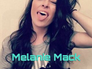 Melanie_Mack