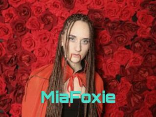 MiaFoxie