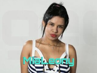 MiaLeony