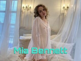 Mia_Bennett