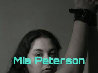 Mia_Peterson