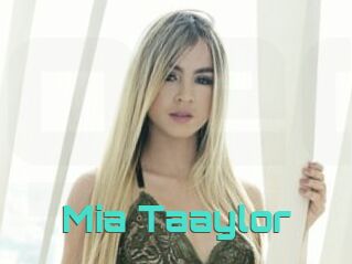 Mia_Taaylor