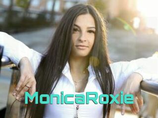 MonicaRoxie
