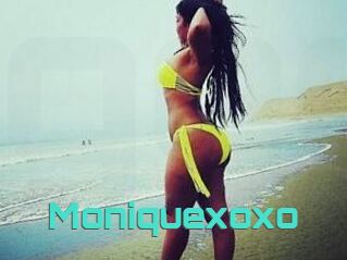 Moniquexoxo