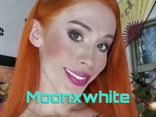 Moonxwhite