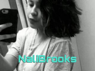 Nali_Brooks