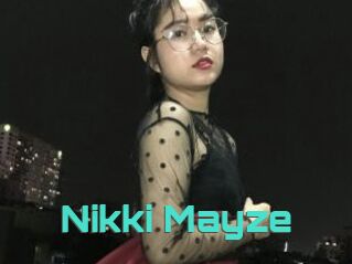 Nikki_Mayze