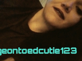 Pigeontoedcutie123
