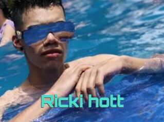 Ricki_hott