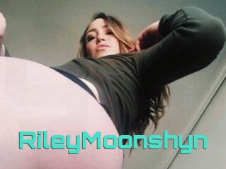 RileyMoonshyn
