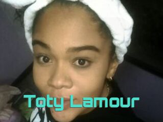 Toty_Lamour